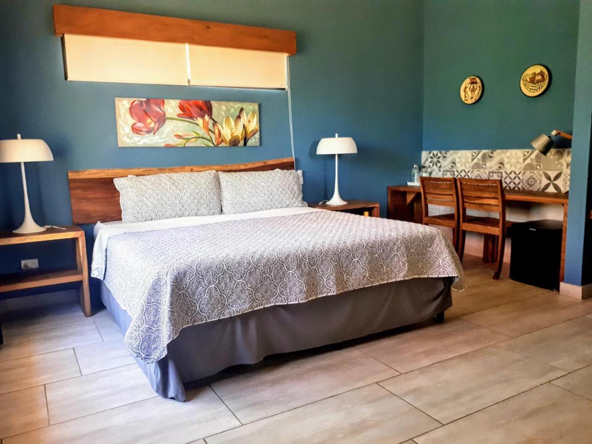 Xalli Beach Hotel Altagracia Екстер'єр фото