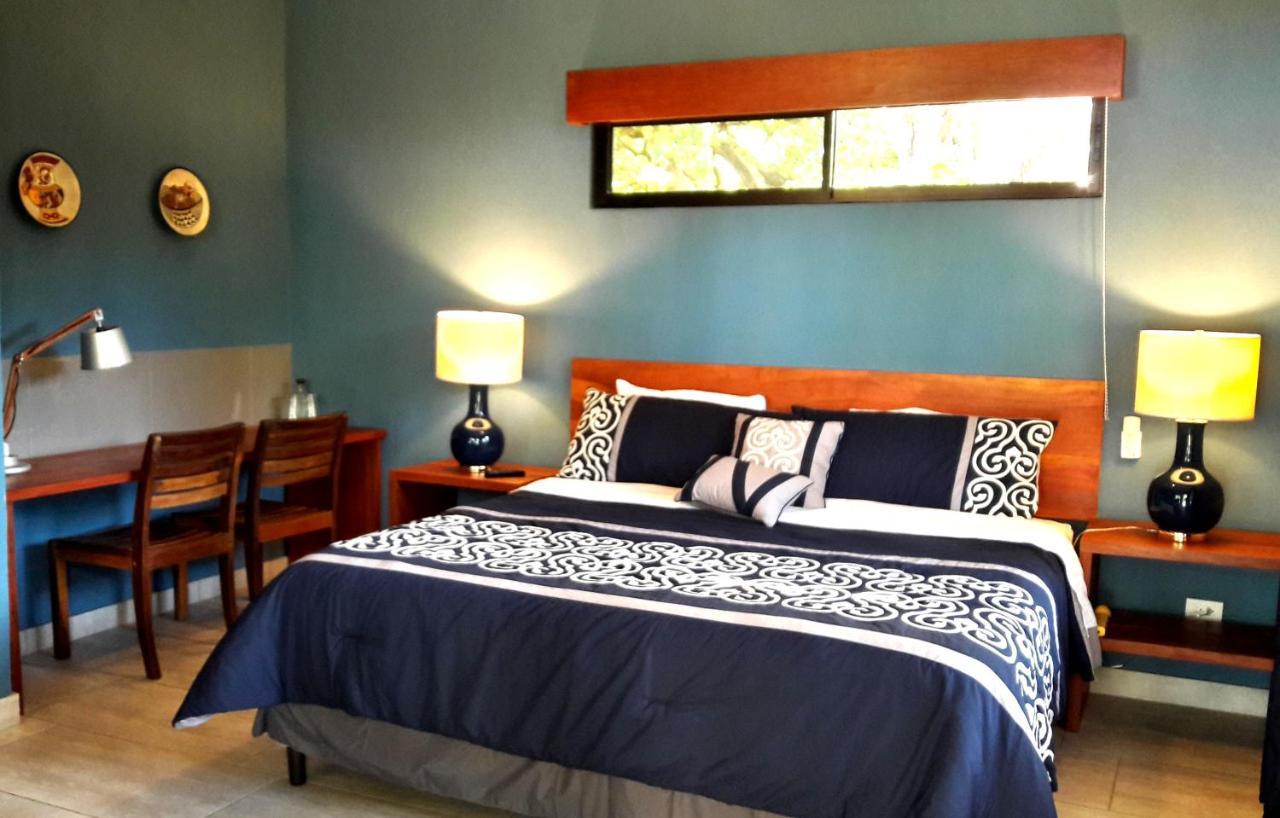 Xalli Beach Hotel Altagracia Екстер'єр фото