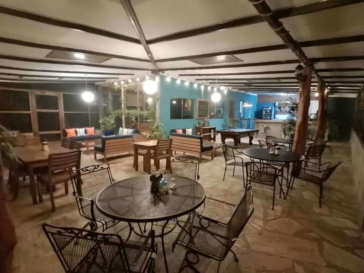 Xalli Beach Hotel Altagracia Екстер'єр фото