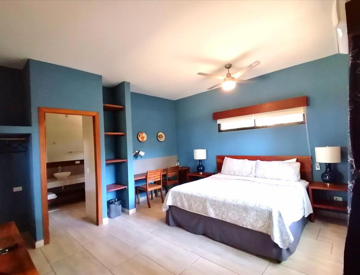 Xalli Beach Hotel Altagracia Екстер'єр фото