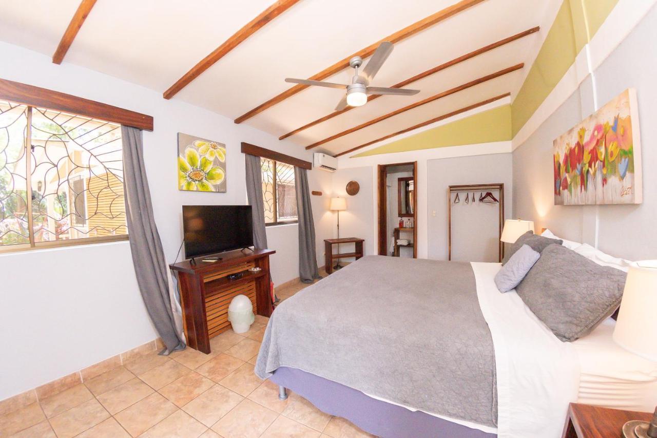 Xalli Beach Hotel Altagracia Екстер'єр фото