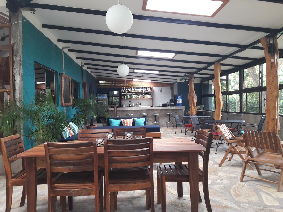 Xalli Beach Hotel Altagracia Екстер'єр фото