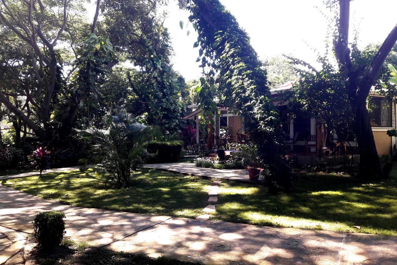 Xalli Beach Hotel Altagracia Екстер'єр фото